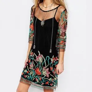 Vestido Sobreposição Bordado