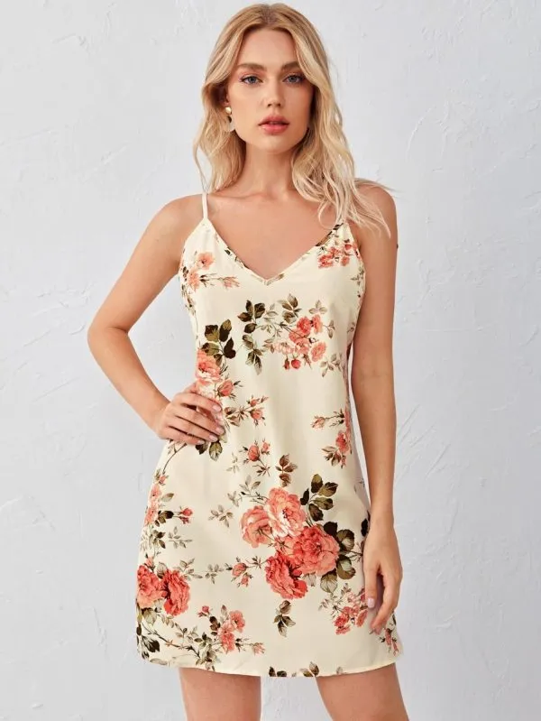 vestido-curto-bege-floral-1