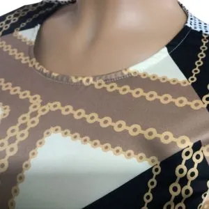 vestido-geometrico-manga-curta-4