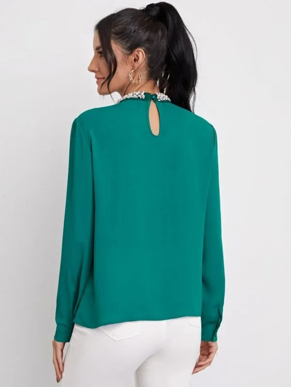 blusa-elegante-gola-bordada-02