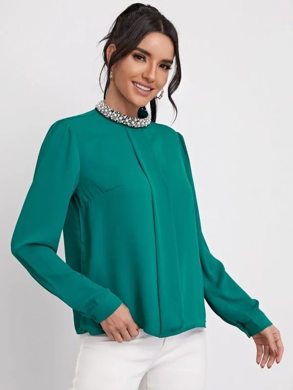 blusa-elegante-gola-bordada-04