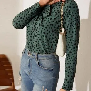 blusa-elegante-gola-gravata-06