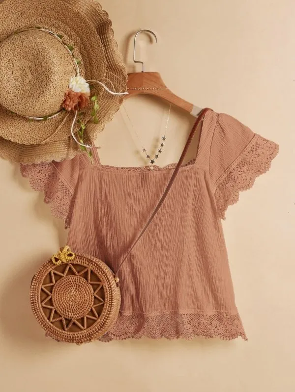 blusa-com-detalhes-gola-quadrada-2