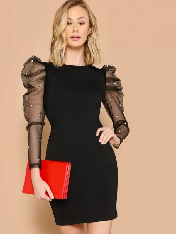 vestido-curto-com-mangas-de-perolas-1