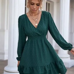 Vestido Curto Decote Transpassado Barra Babado