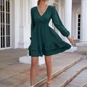 Vestido Curto Decote Transpassado Barra Babado